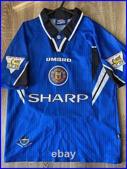 Manchester United 96/97 Vintage Away Shirt Adults(s) Signed By 18 Scholes
