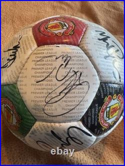 Manchester United Ball Signed By 93/94 Squad Including Giggs, Cantona and Keane