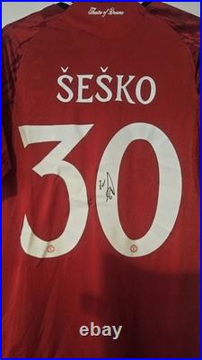 Manchester United Hand Signed Benjamin Sesko