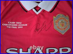 Manchester United Home Football Shirt Signed Signed Giggs 1999 C. L Final Size M