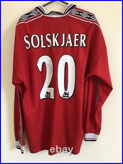 Manchester United Home Shirt Treble 1998/99 Solskjaer Signed Long Sleeves XL