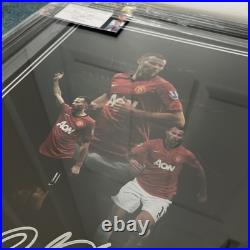 Manchester United Legends 7 Ryan Giggs signed photo. Framed. Certificate NEW Manchester United Legends 7 Ryan Giggs signed photo. Framed. Certificate NEW
