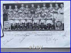 Manchester United Multi Signed 1957-58 Squad Picture Manchester United Multi Signed 1957-58 Squad Picture