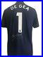 Manchester_United_Number_1_Shirt_Signed_By_David_De_Gea_With_Guarantee_01_hald