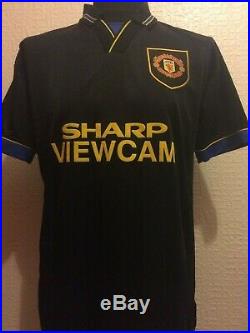 Manchester United Number 7 Kung Fu Kick Retro Shirt Signed Eric Cantona