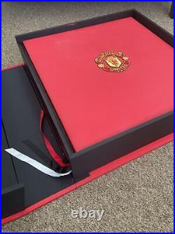 Manchester United Opus book Special Edition 552 Signed Alex Ferguson