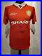Manchester_United_Retro_Camp_Nou_1999_Final_Shirt_Signed_Solskjaer_Sheringham_01_bve