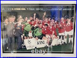 Manchester United SIGNED? Never Seen Another EVER 1999 Treble
