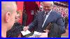 Manchester_United_S_Big_Ron_Atkinson_Takes_The_Mickey_Signing_A_Program_At_The_Derby_10_09_16_01_sp