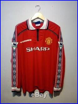 Manchester United Shirt Home 1998/99 Treble Long Sleeves Yorke Signed Size L