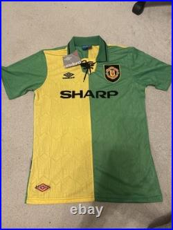 Manchester United Shirt Signed By Eric Cantona