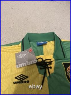 Manchester United Shirt Signed By Eric Cantona