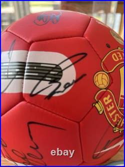 Manchester United Signed Football With Club COA Scholes, Tevez, Evra, Vidic + +