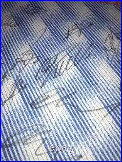 Manchester United Signed Shirt (Inc. Cristiano Ronaldo) with MUFC COA MU042343