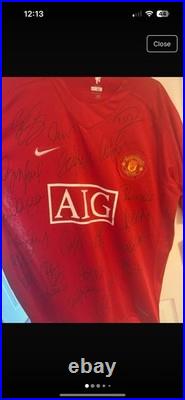 Manchester United Squad Signed Shirt 07/08 incl Ronaldo, Rooney, Giggs. Tevez Manchester United Squad Signed Shirt 07/08 incl Ronaldo, Rooney, Giggs. Tevez