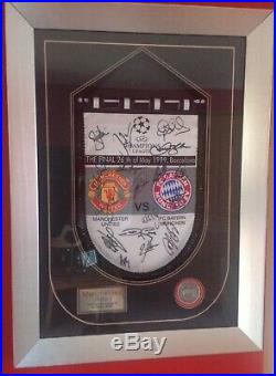 Manchester United Treble 1999 Champions League Final Signed Penant. CoA