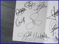 Manchester United circa 1996 1997 Genuine Multi Signed by 18 Players Card