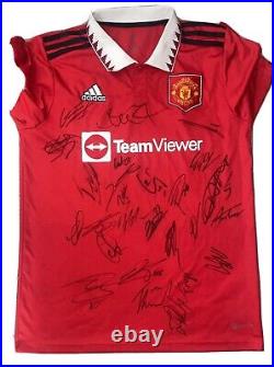 Manchester United signed shirt with proof