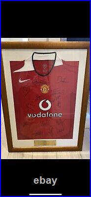 Manchester united signed shirt coa