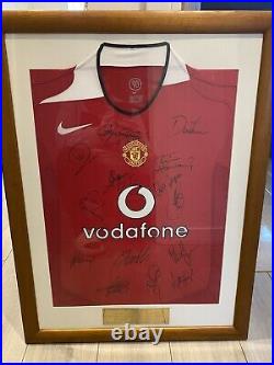 Manchester united signed shirt coa