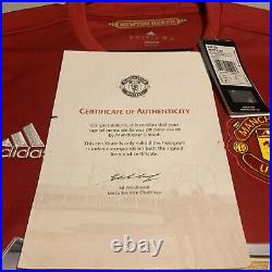 Manchester united signed shirt from 2016/2017 season Manchester united signed shirt from 2016/2017 season
