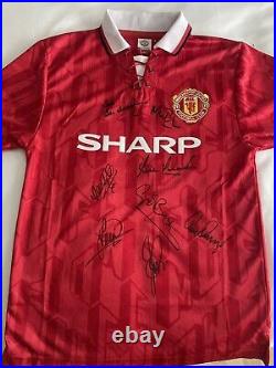 Manchester united team signed shirt 92/93 title winners