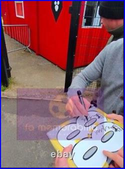 Nicky Butt Signed Manchester United 98/99 League Shirt Comes With COA & Proof Nicky Butt Signed Manchester United 98/99 League Shirt Comes With COA & Proof