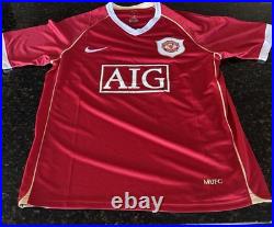 Nike Manchester United Paul Scholes Autographed Jersey Beckett Authenticated