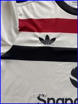 Noussair Mazraoui Hand Signed Manchester United Jersey 24/25 SMALL HOLE