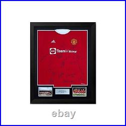 OFFER! 21/2022 Signed Manchester United Squad Shirt With COA
