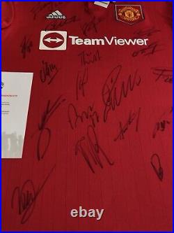 Official MUFC Issued COA (36677) Manchester United Squad & Ronaldo Signed Shirt