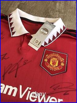 Official MUFC Issued COA (36677) Manchester United Squad & Ronaldo Signed Shirt