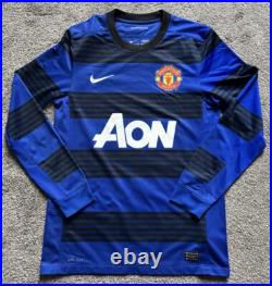 Patrice Evra #3 Hand Signed 2011/13 Manchester United Away Shirt with COA AFTAL Patrice Evra #3 Hand Signed 2011/13 Manchester United Away Shirt with COA AFTAL