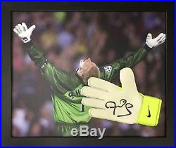 Peter Schmeichel Manchester United Framed Signed Goalkeeper Glove With Proof