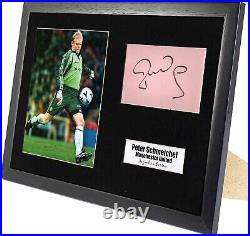 Peter Schmeichel Manchester United Hand Signed Mounted/Framed A4 COA Peter Schmeichel Manchester United Hand Signed Mounted/Framed A4 COA