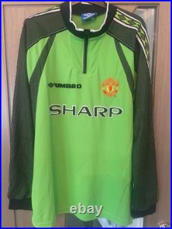 Peter Schmeichel Signed Manchester United Shirt with Coa and Proof Rare