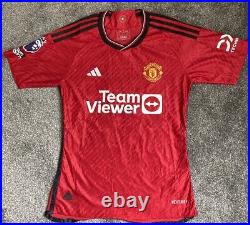 Rasmus Hojlund #11 Hand Signed Manchester United 23/24 Football Shirt with COA