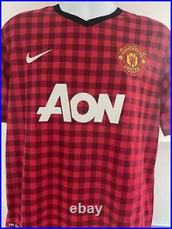 Robin Van Persie Signed Manchester United Shirt With COA and Photo Proof
