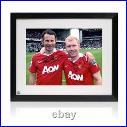 Ryan Giggs And Paul Scholes Signed Manchester United Football Photo. Framed Ryan Giggs And Paul Scholes Signed Manchester United Football Photo. Framed
