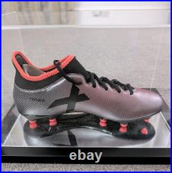 Ryan Giggs Manchester United Signed Football Boot in presentation case with COA Ryan Giggs Manchester United Signed Football Boot in presentation case with COA