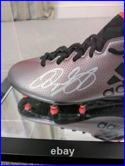 Ryan Giggs Manchester United Signed Football Boot in presentation case with COA Ryan Giggs Manchester United Signed Football Boot in presentation case with COA