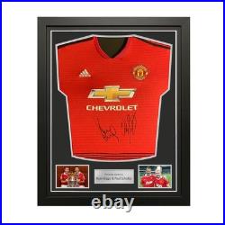Ryan Giggs & Paul Scholes Signed Manchester United Football Shirt. Framed Ryan Giggs & Paul Scholes Signed Manchester United Football Shirt. Framed