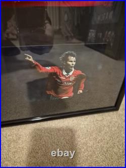 Ryan Giggs Signed Framed Manchester United Football Shirt With COA