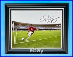 Ryan Giggs Signed Photo Framed & COA Football Soccer Autograph Manchester United Ryan Giggs Signed Photo Framed & COA Football Soccer Autograph Manchester United