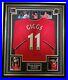 Ryan_Giggs_of_Manchester_United_Signed_Shirt_Autographed_Jersey_Frame_01_xgip