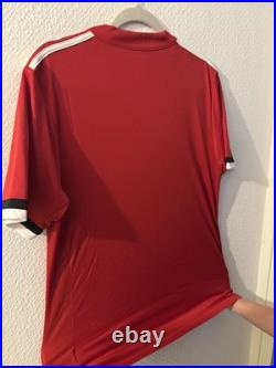 Signed Authentic Ashley Young Manchester United Shirt Red, Medium 2014-2015