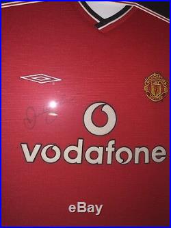 Signed Framed David Beckham Football Shirt Manchester United England