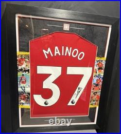 Signed Framed Kobbie Mainoo Manchester United Shirt WithCOA & Proof & QR Code Tech