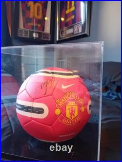Signed, Framed Manchester United Ball Signed, Framed Manchester United Ball