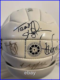 Signed Manchester United Football Ball 1998 Alex Ferguson And Whole Squad